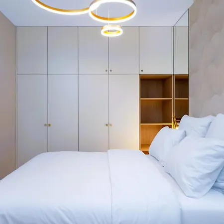 Διαμέρισμα Luxury Riverside With Netflix, Primetv, Ev Parking And 1gbps Wifi