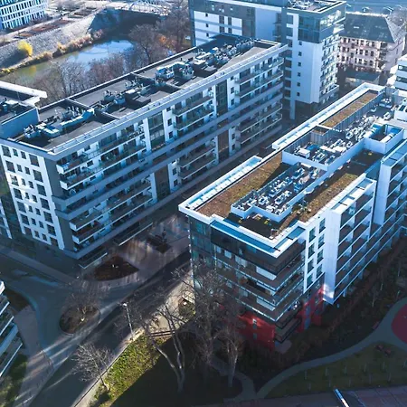 Luxury Riverside With Netflix, Primetv, Ev Parking And 1gbps Wifi Wrocław