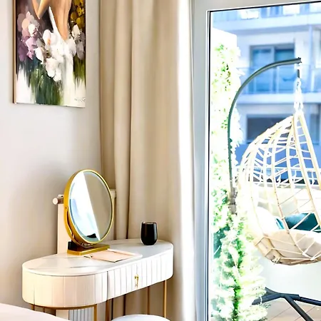 Luxury 24h With Netflix, Primetv, Ev Parking And 1gbps Wifi *