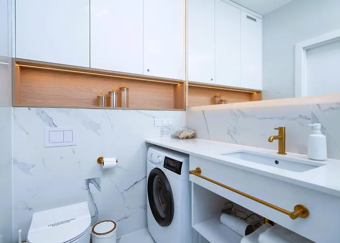 Luxury Riverside Apartment With Netflix, Primetv, Ev Parking And 1Gbps Wifi * Wroclaw