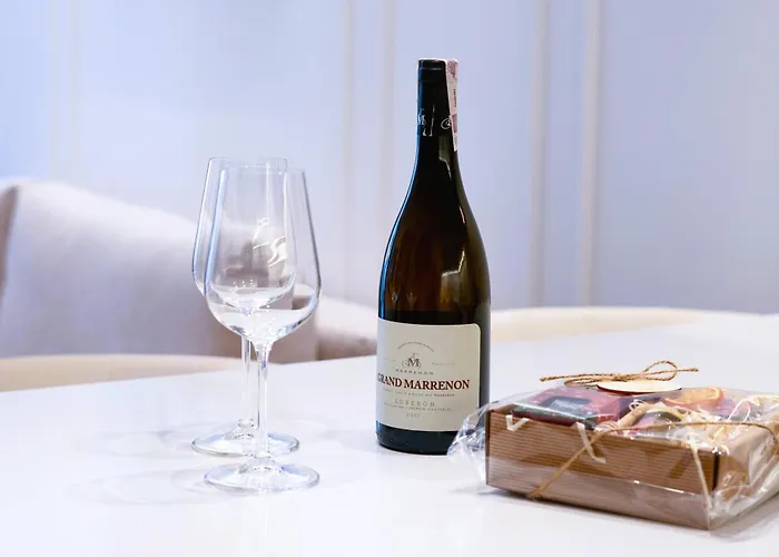 Luxury Riverside Apartment With Netflix, Primetv, Ev Parking And 1Gbps Wifi Apartment