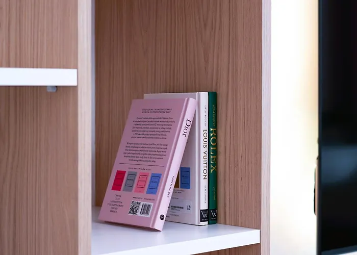 Luxury Riverside Apartment With Netflix, Primetv, Ev Parking And 1Gbps Wifi