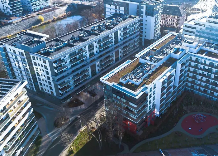 Luxury 24h With Netflix, Primetv, Ev Parking And 1gbps Wifi Βρότσλαβ